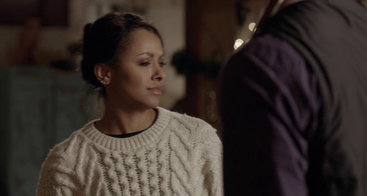Charmed-Online-dot-nl_TheHolidayCalendar0778.jpg
