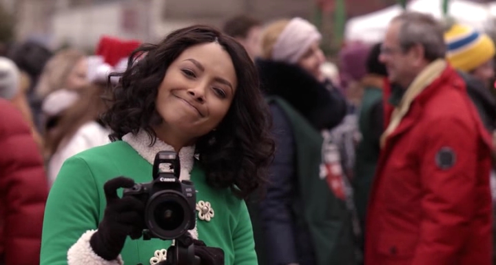 Charmed-Online-dot-nl_TheHolidayCalendar0924.jpg