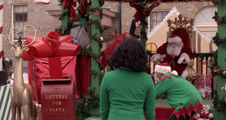 Charmed-Online-dot-nl_TheHolidayCalendar1023.jpg