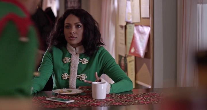 Charmed-Online-dot-nl_TheHolidayCalendar1057.jpg