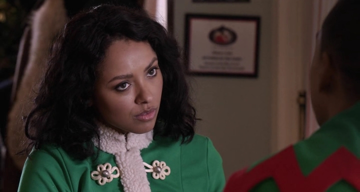 Charmed-Online-dot-nl_TheHolidayCalendar1113.jpg