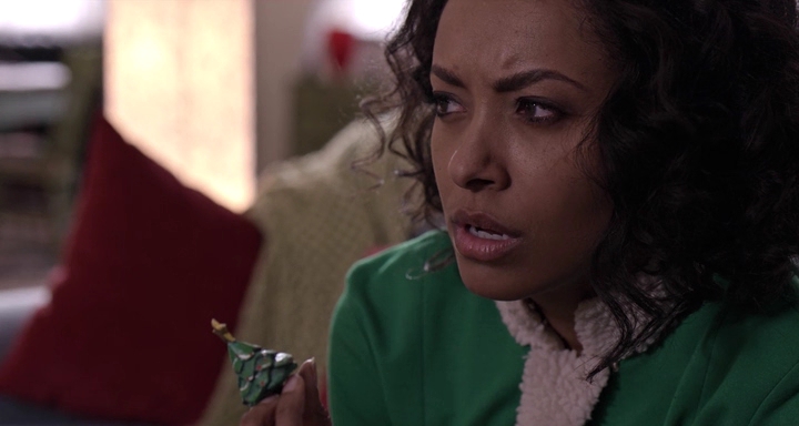 Charmed-Online-dot-nl_TheHolidayCalendar1200.jpg