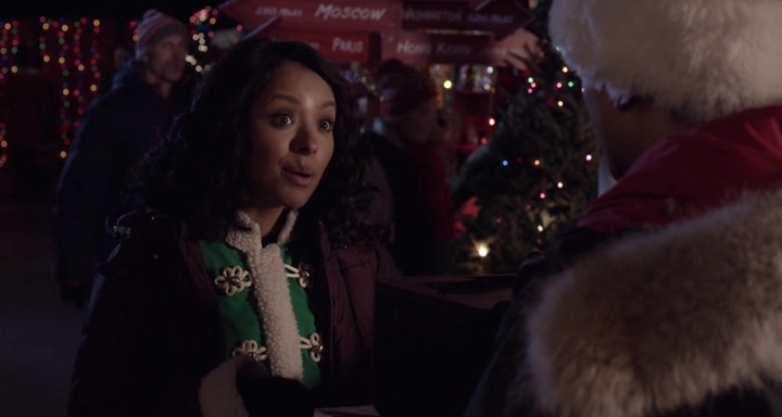 Charmed-Online-dot-nl_TheHolidayCalendar1212.jpg