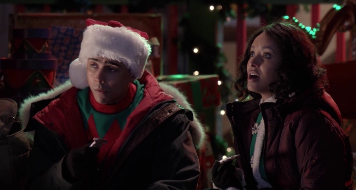 Charmed-Online-dot-nl_TheHolidayCalendar1252.jpg