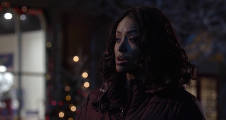 Charmed-Online-dot-nl_TheHolidayCalendar1348.jpg