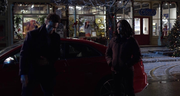 Charmed-Online-dot-nl_TheHolidayCalendar1352.jpg