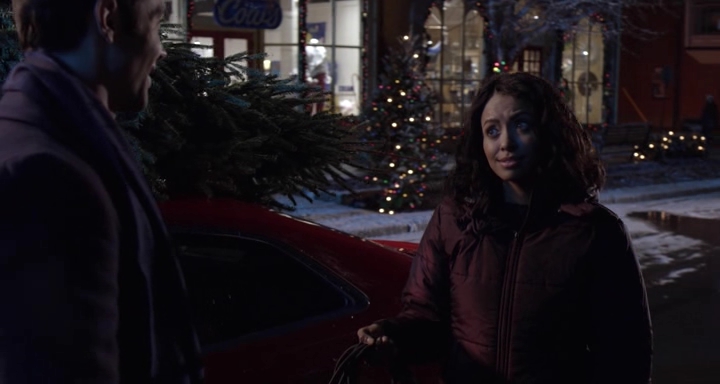 Charmed-Online-dot-nl_TheHolidayCalendar1370.jpg