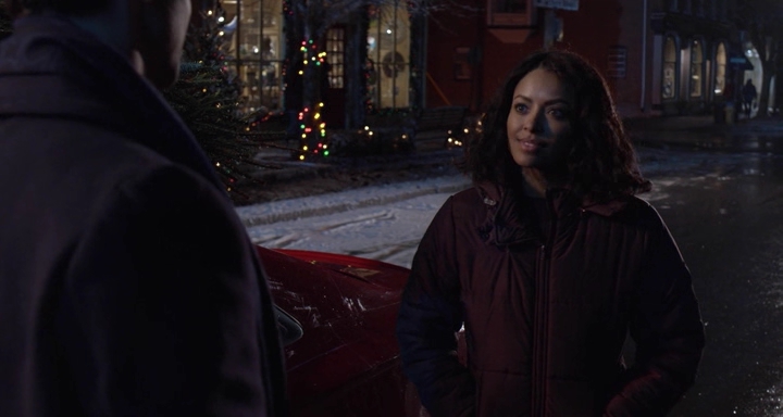 Charmed-Online-dot-nl_TheHolidayCalendar1386.jpg