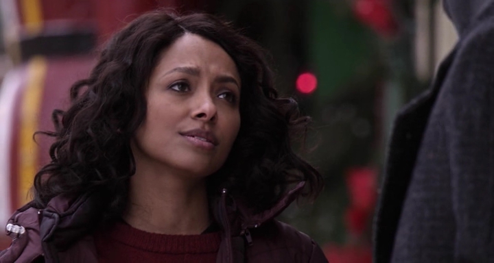 Charmed-Online-dot-nl_TheHolidayCalendar1523.jpg