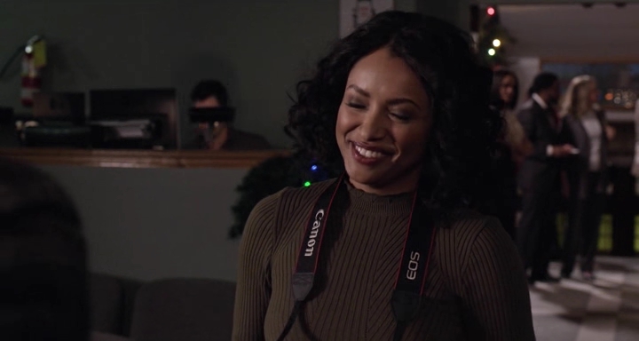 Charmed-Online-dot-nl_TheHolidayCalendar1629.jpg