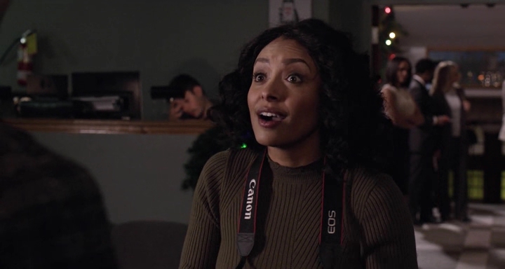Charmed-Online-dot-nl_TheHolidayCalendar1632.jpg
