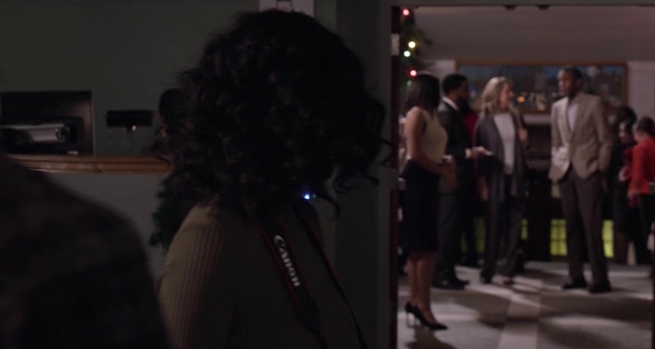 Charmed-Online-dot-nl_TheHolidayCalendar1640.jpg
