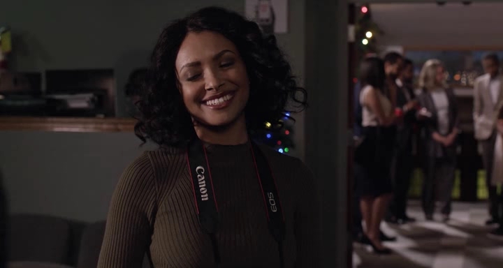 Charmed-Online-dot-nl_TheHolidayCalendar1670.jpg