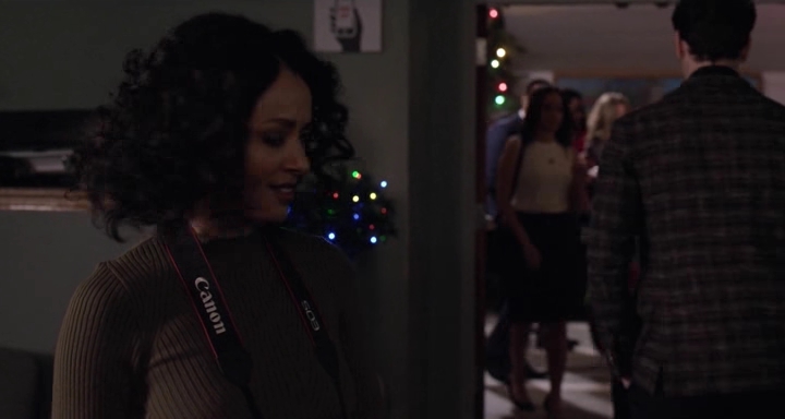 Charmed-Online-dot-nl_TheHolidayCalendar1678.jpg