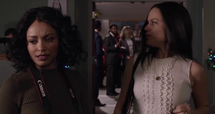 Charmed-Online-dot-nl_TheHolidayCalendar1682.jpg