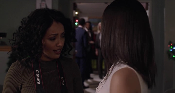 Charmed-Online-dot-nl_TheHolidayCalendar1711.jpg
