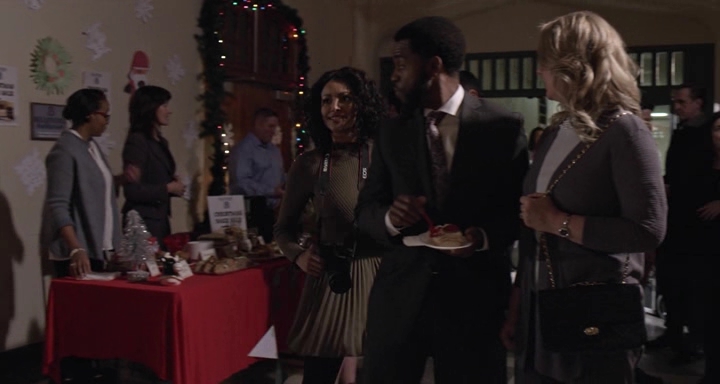 Charmed-Online-dot-nl_TheHolidayCalendar1725.jpg
