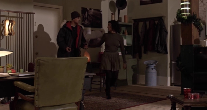 Charmed-Online-dot-nl_TheHolidayCalendar1752.jpg