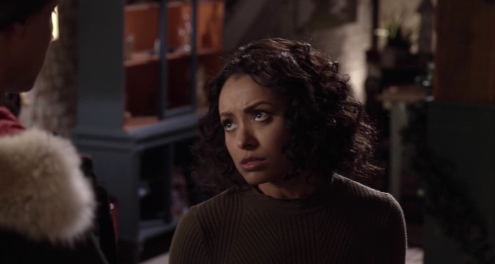 Charmed-Online-dot-nl_TheHolidayCalendar1759.jpg