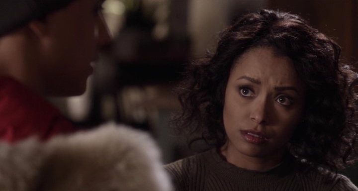 Charmed-Online-dot-nl_TheHolidayCalendar1767.jpg