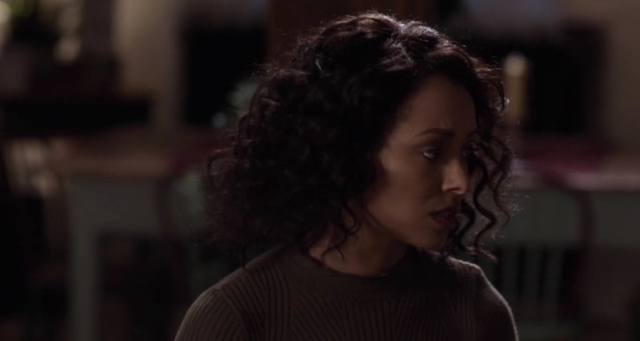 Charmed-Online-dot-nl_TheHolidayCalendar1782.jpg