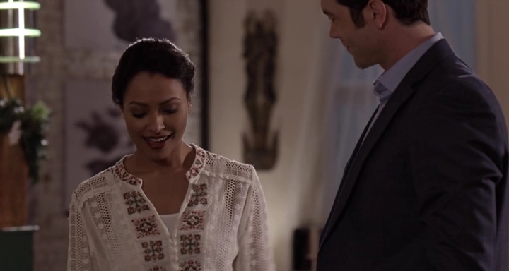 Charmed-Online-dot-nl_TheHolidayCalendar3055.jpg