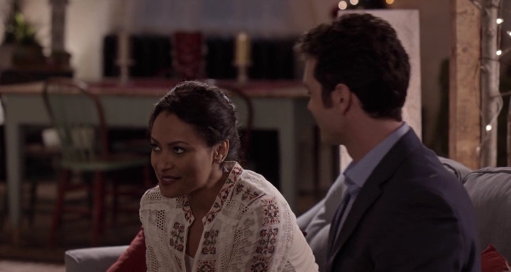Charmed-Online-dot-nl_TheHolidayCalendar3066.jpg