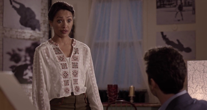 Charmed-Online-dot-nl_TheHolidayCalendar3177.jpg