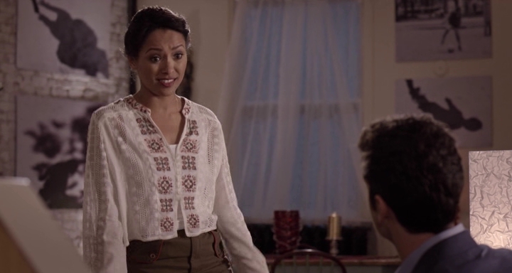 Charmed-Online-dot-nl_TheHolidayCalendar3178.jpg