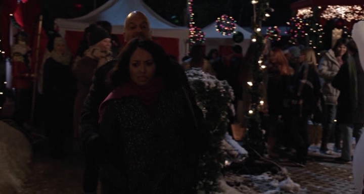 Charmed-Online-dot-nl_TheHolidayCalendar3427.jpg