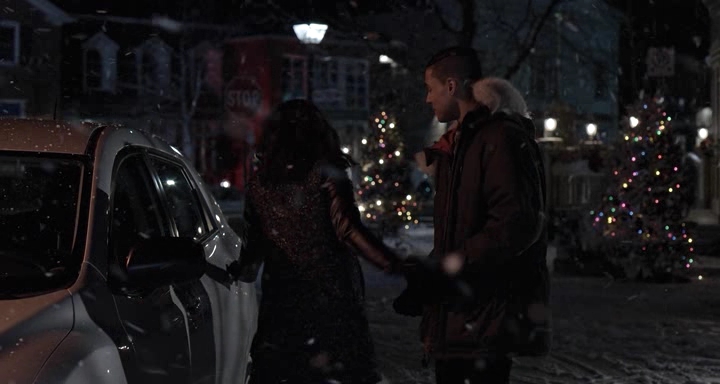 Charmed-Online-dot-nl_TheHolidayCalendar5108.jpg