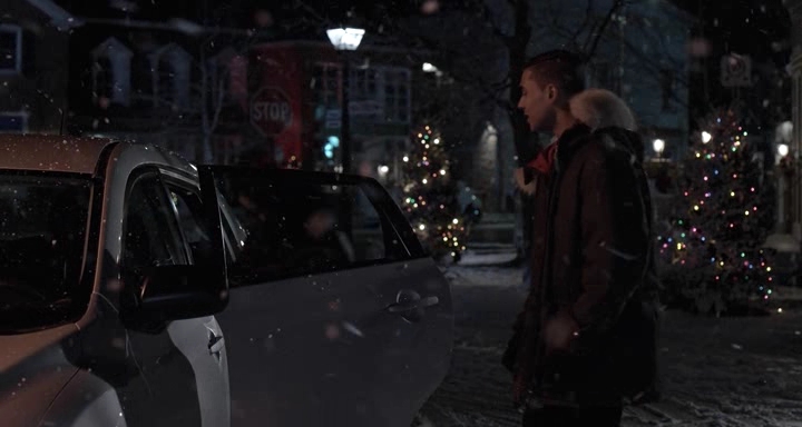 Charmed-Online-dot-nl_TheHolidayCalendar5110.jpg