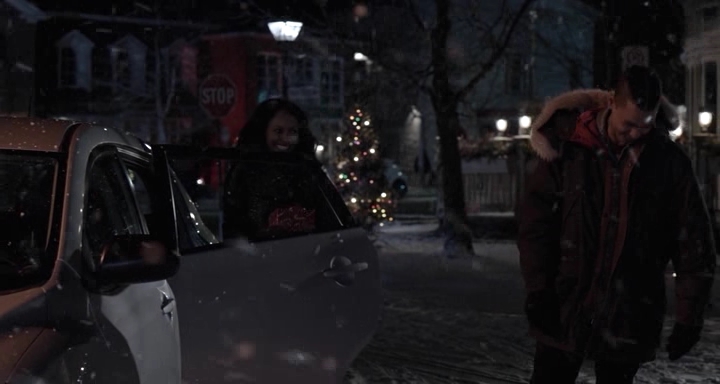 Charmed-Online-dot-nl_TheHolidayCalendar5113.jpg