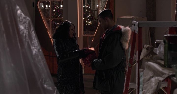 Charmed-Online-dot-nl_TheHolidayCalendar5234.jpg