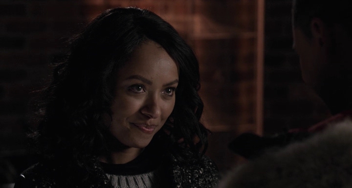Charmed-Online-dot-nl_TheHolidayCalendar5246.jpg