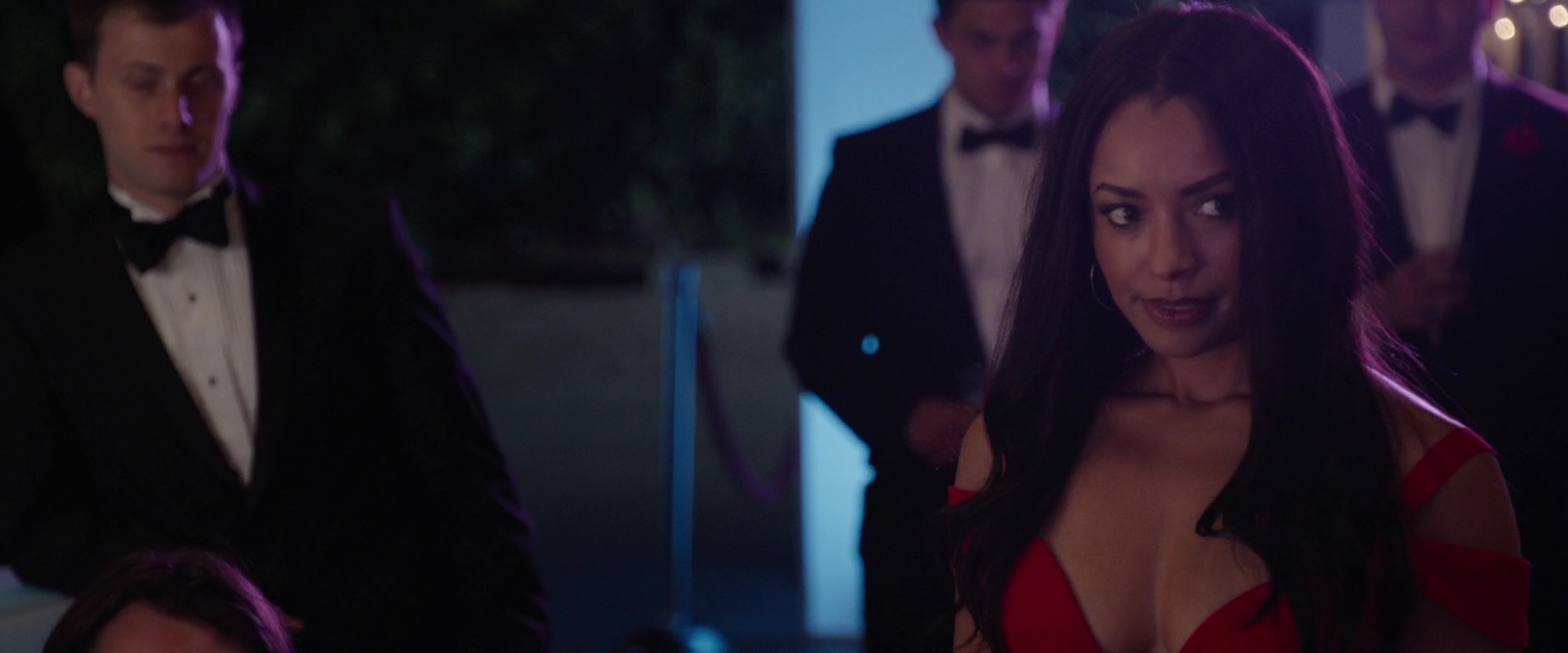 VampireDiariesWorld-dot-nl_WheresTheMoney3146.jpg