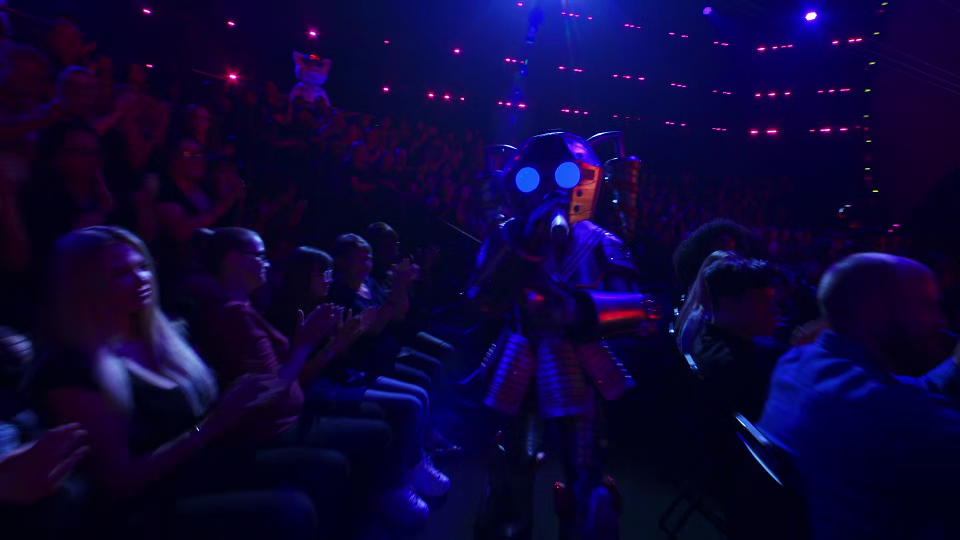 VampireDiariesWorld-MaskedSinger8x04-0150.jpg