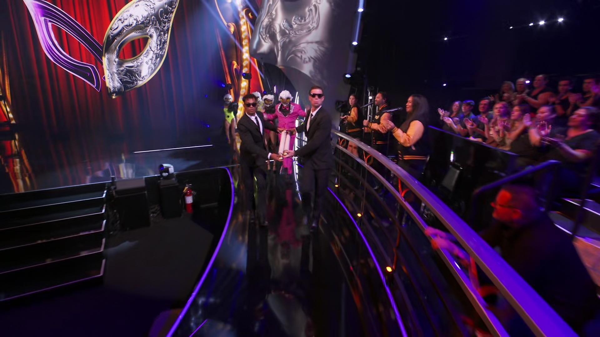 VampireDiariesWorld-MaskedSinger8x04-0307.jpg VampireDiariesWorld-MaskedSinger8x04-0307.jpg