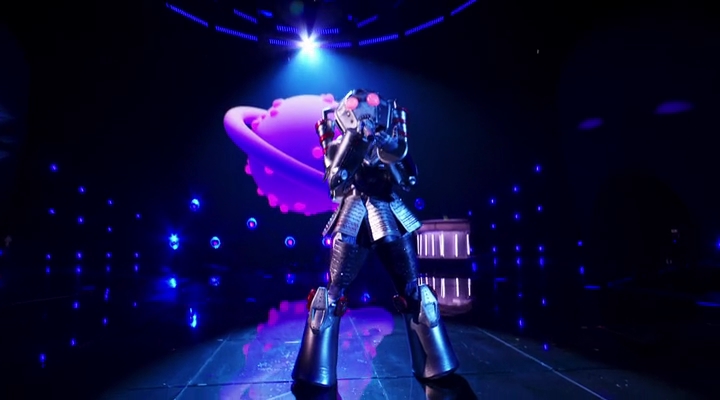 VampireDiariesWorld-TheMaskedSinger8x05-0361.jpg
