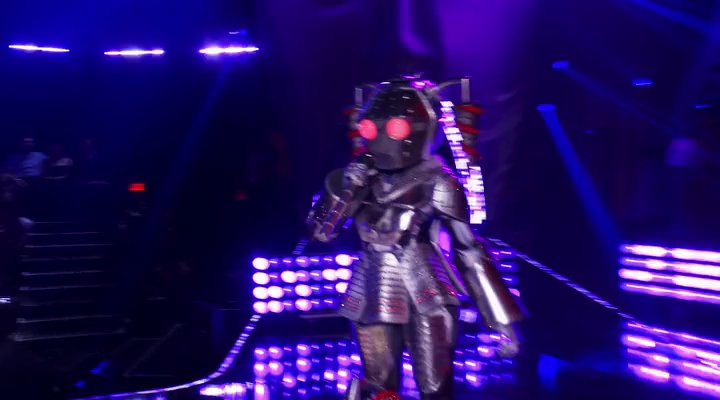 VampireDiariesWorld-TheMaskedSinger8x05-1990.jpg VampireDiariesWorld-TheMaskedSinger8x05-1990.jpg