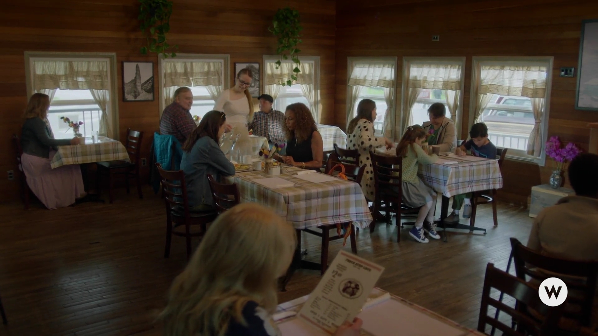 VampireDiariesWorld-dot-nl_TheJourneyAhead1303.jpg