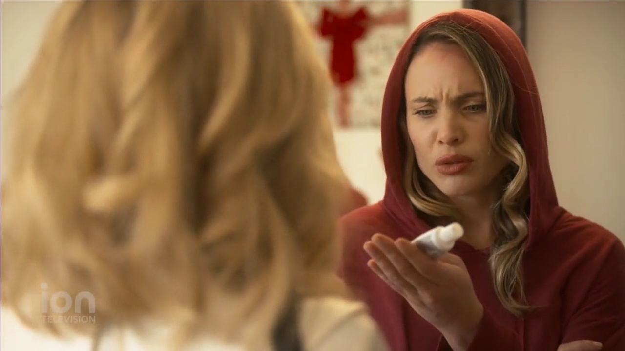 VampireDiariesWorld-dot-nl_ABeautyAndTheBeastChristmas0777.jpg