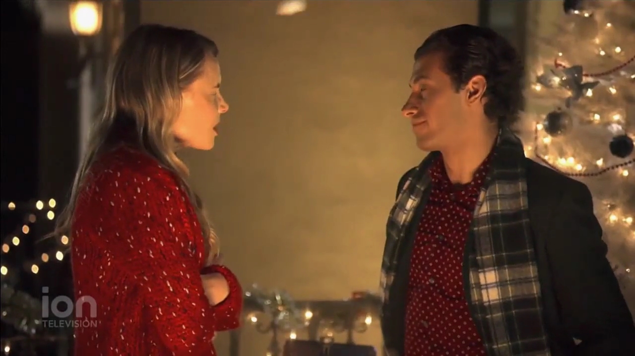 VampireDiariesWorld-dot-nl_ABeautyAndTheBeastChristmas1351.jpg