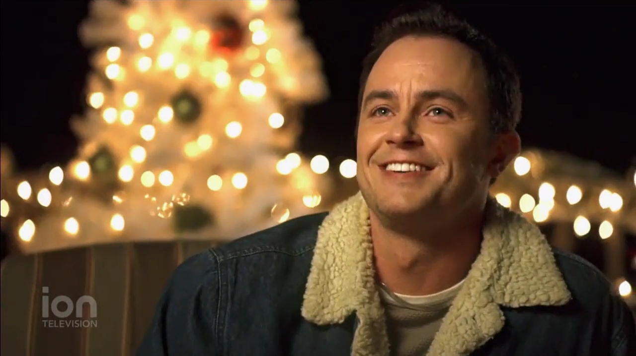 VampireDiariesWorld-dot-nl_ABeautyAndTheBeastChristmas1355.jpg VampireDiariesWorld-dot-nl_ABeautyAndTheBeastChristmas1355.jpg