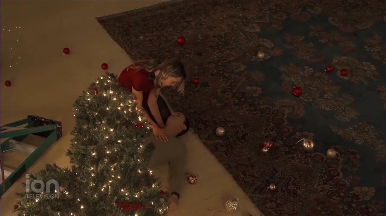 VampireDiariesWorld-dot-nl_ABeautyAndTheBeastChristmas1429.jpg