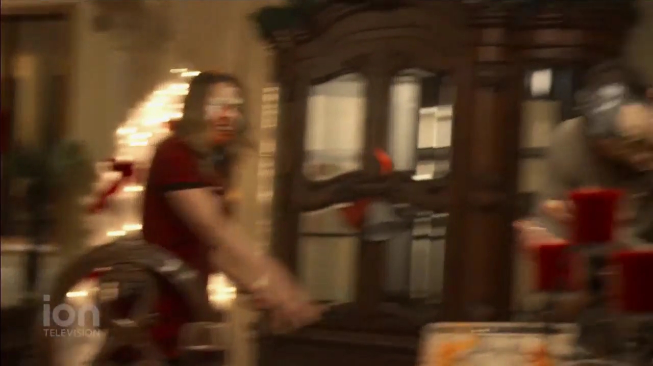 VampireDiariesWorld-dot-nl_ABeautyAndTheBeastChristmas1712.jpg