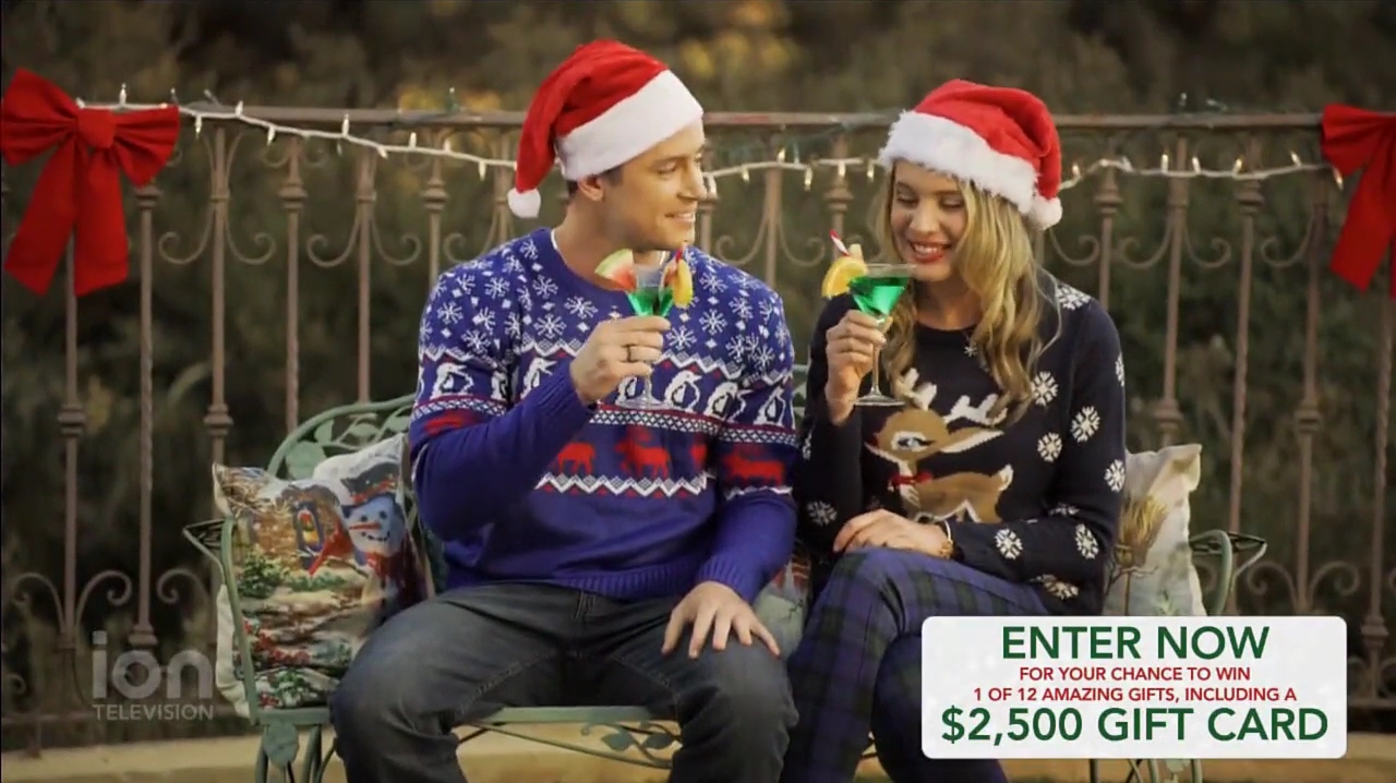VampireDiariesWorld-dot-nl_ABeautyAndTheBeastChristmas1857.jpg