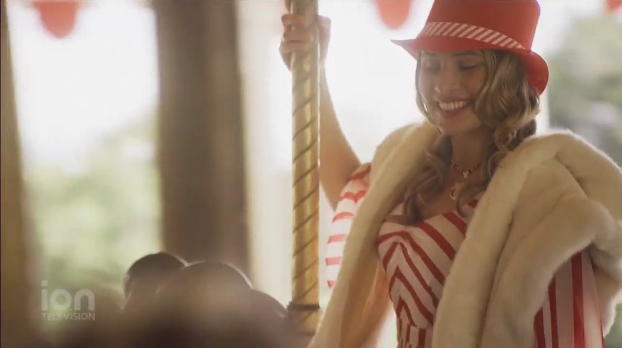 VampireDiariesWorld-dot-nl_ABeautyAndTheBeastChristmas2060.jpg VampireDiariesWorld-dot-nl_ABeautyAndTheBeastChristmas2060.jpg