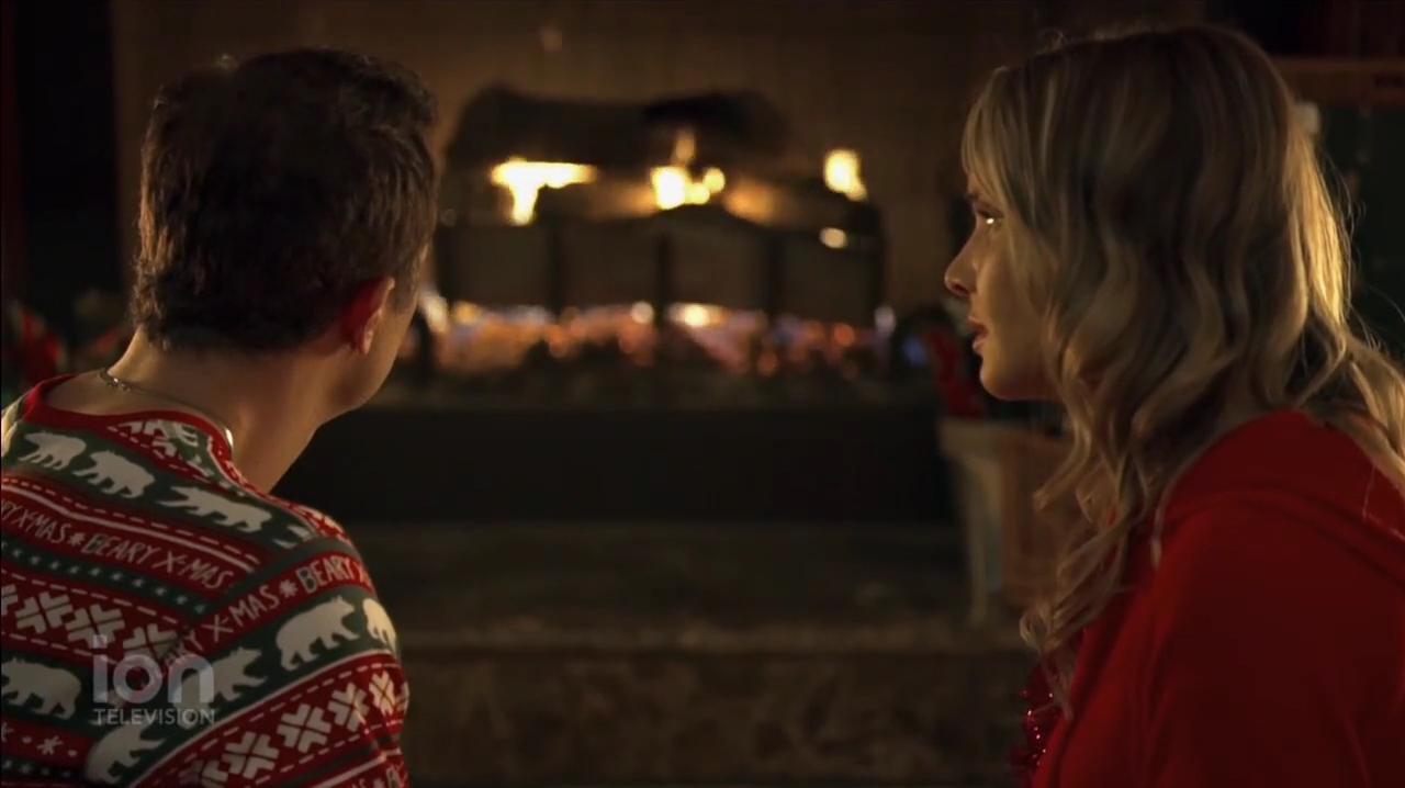 VampireDiariesWorld-dot-nl_ABeautyAndTheBeastChristmas2698.jpg