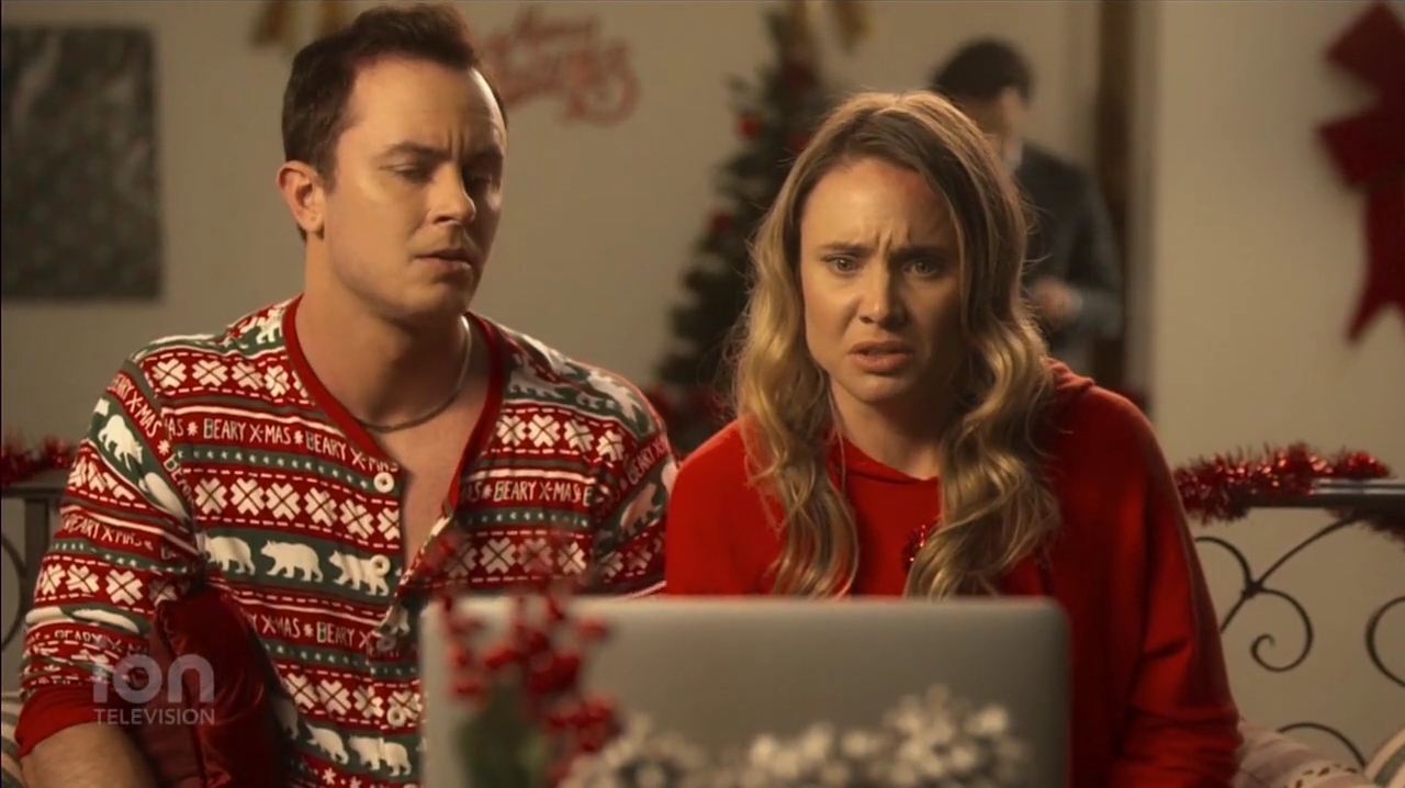 VampireDiariesWorld-dot-nl_ABeautyAndTheBeastChristmas2752.jpg